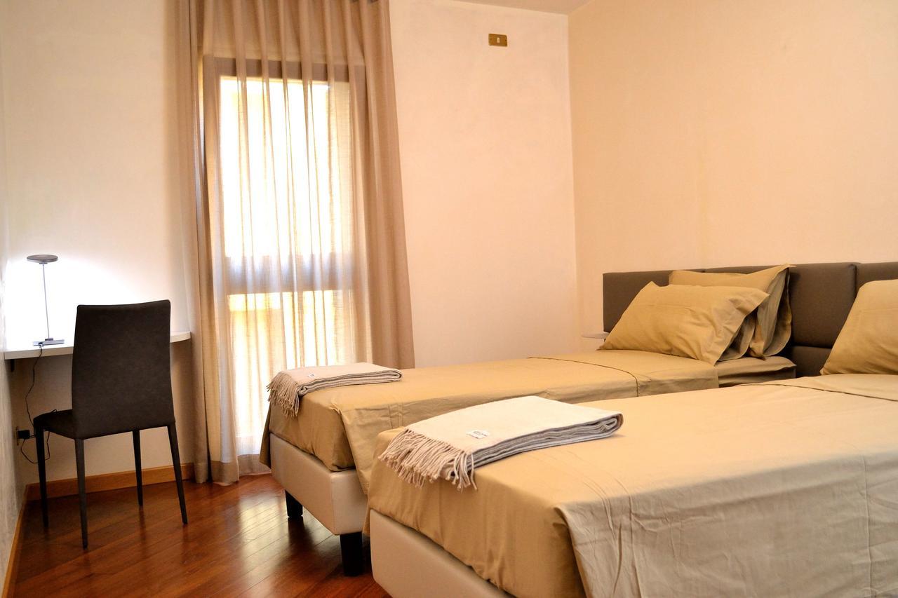 Portico Oscuro Deluxe Apartment - Centro Citta Treviso Exteriör bild