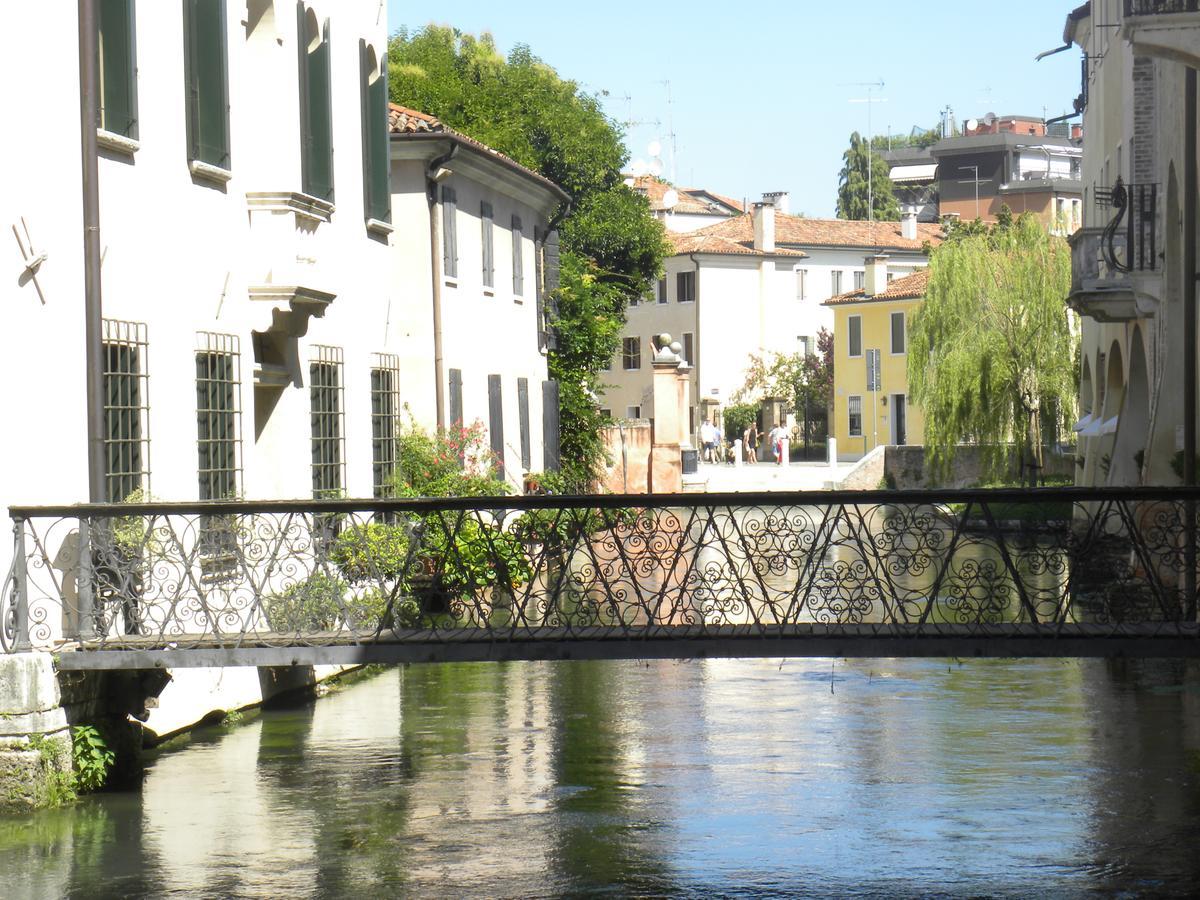 Portico Oscuro Deluxe Apartment - Centro Citta Treviso Exteriör bild